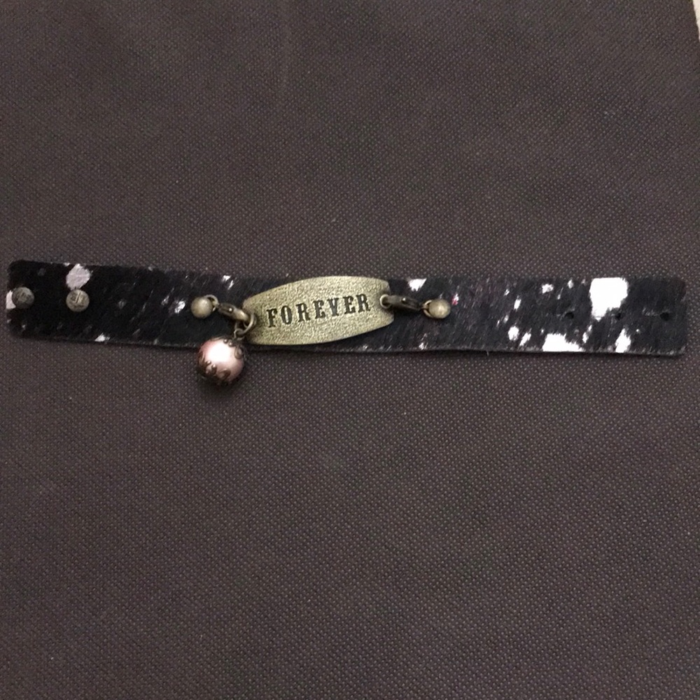 Lenny and Eva bracelet with sentiment